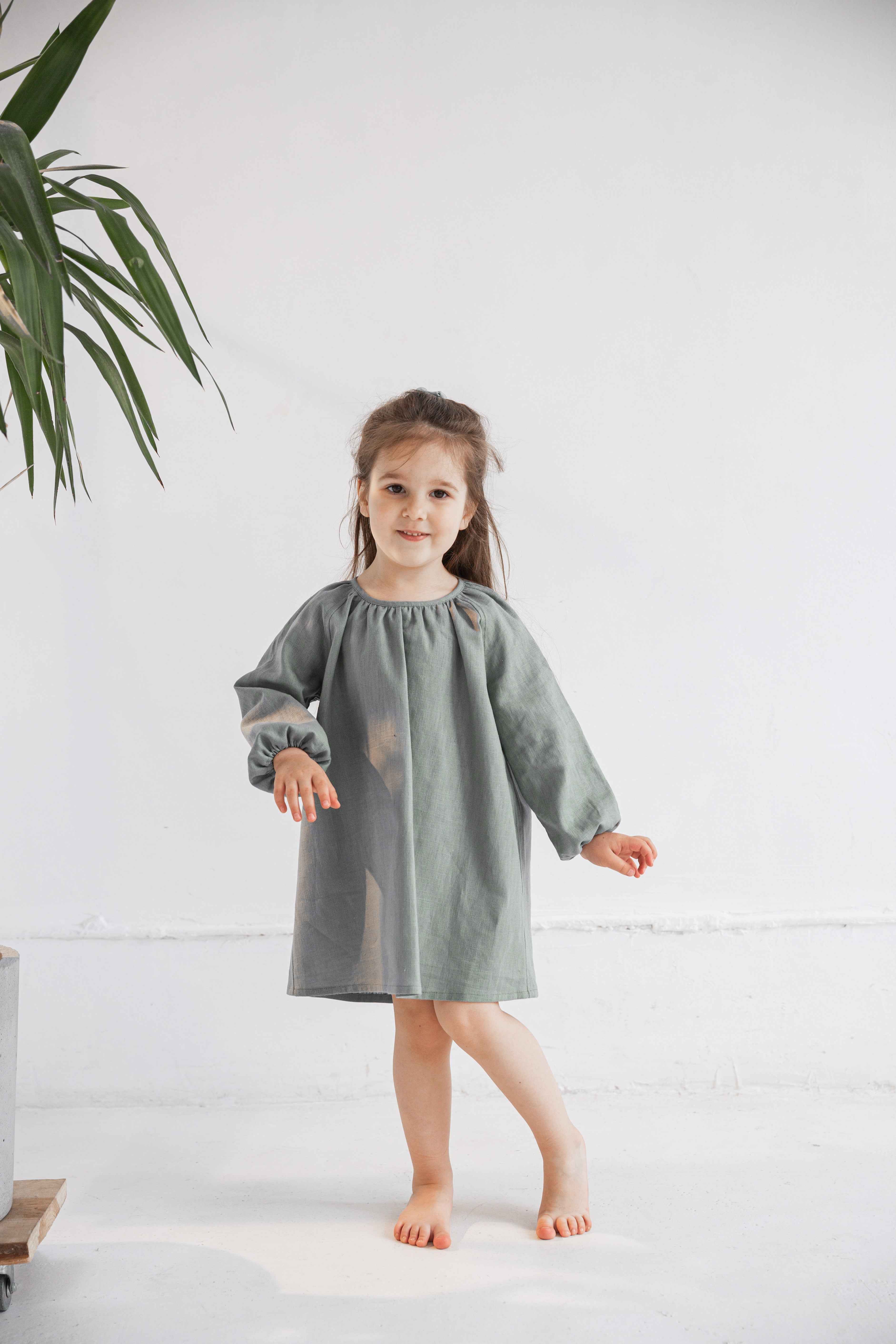 Girl’s Dress • 100% Nettle Fabric • Sage Green