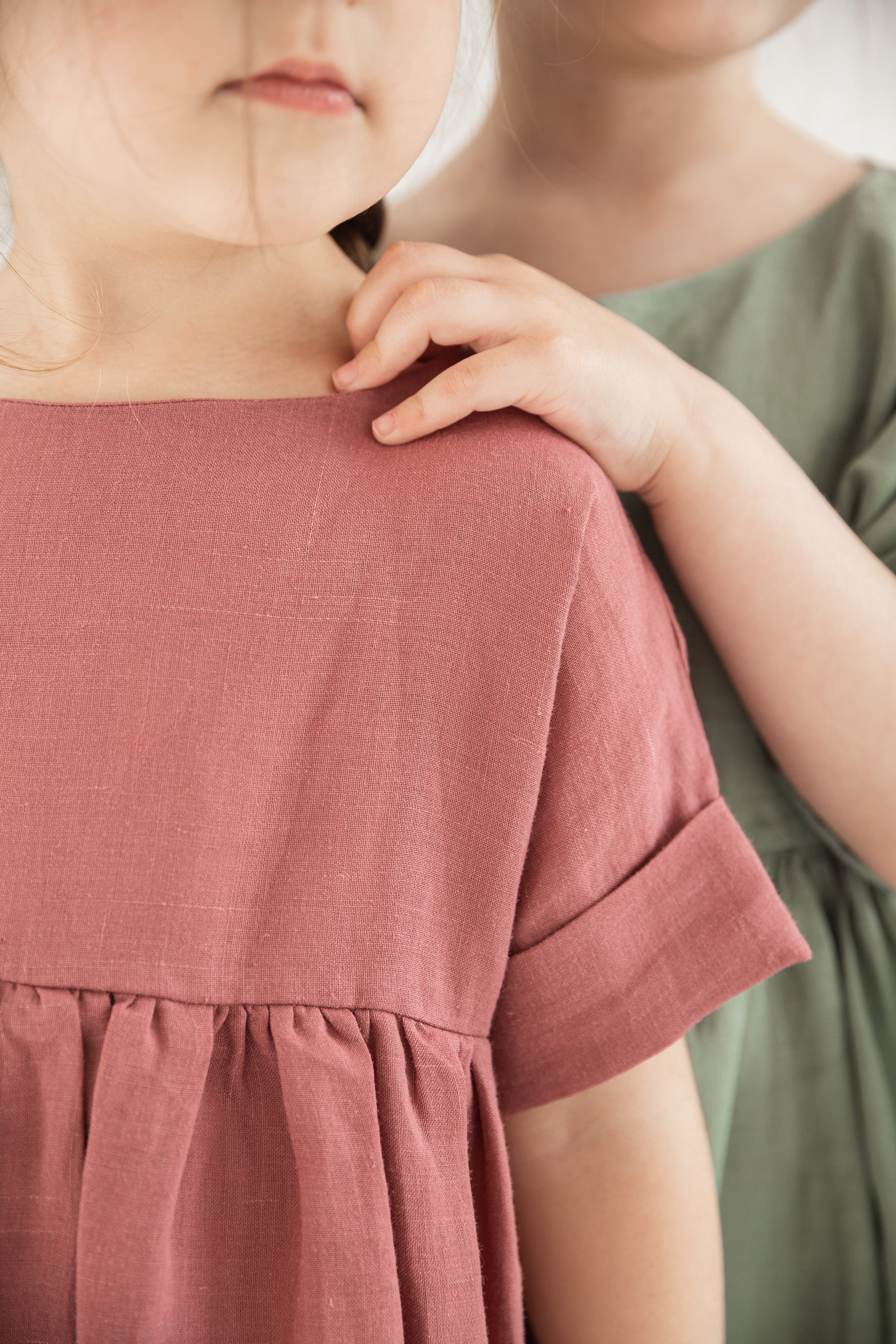 Timeless minimalist girls dress in sustainable ramie fabric, eco friendly children’s clothing