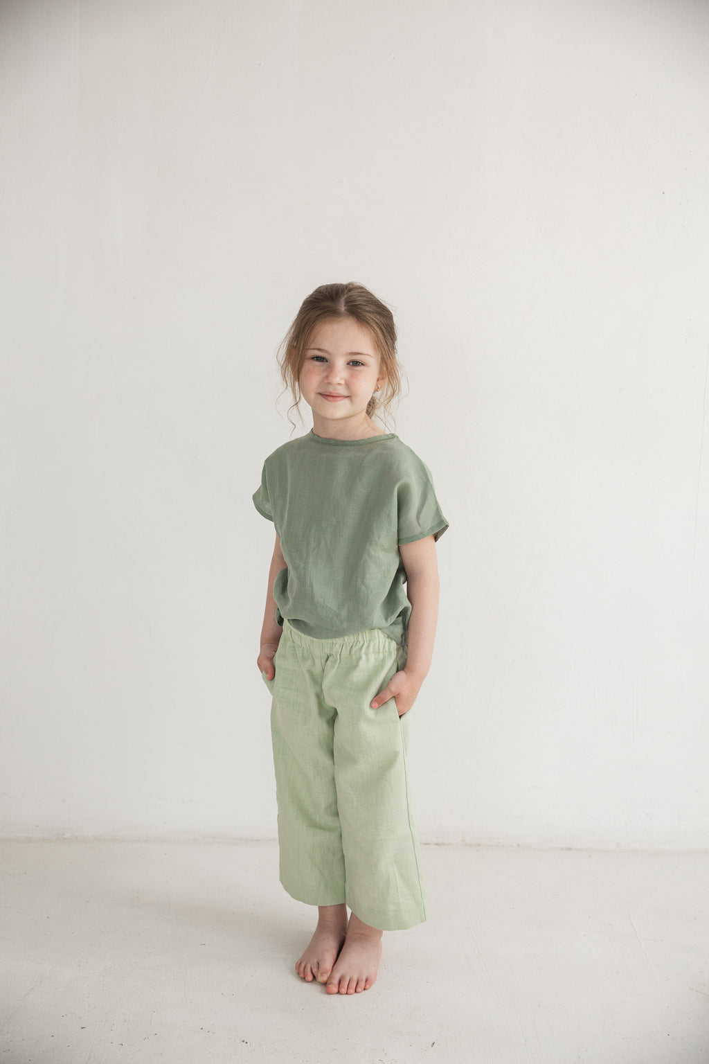 Natural fabric culottes for girls, holding shape while allowing skin to breathe.