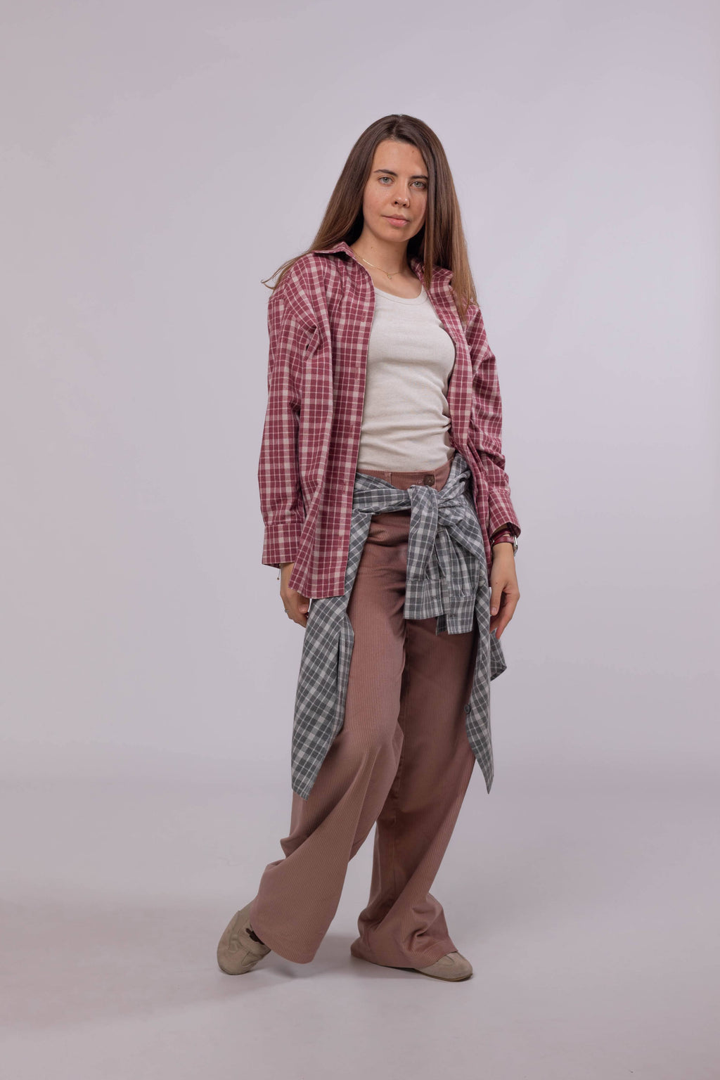 Oversized women’s flannel shirt jacket, 50% wool, 50% cotton, soft, warm, and comfortable for cooler seasons