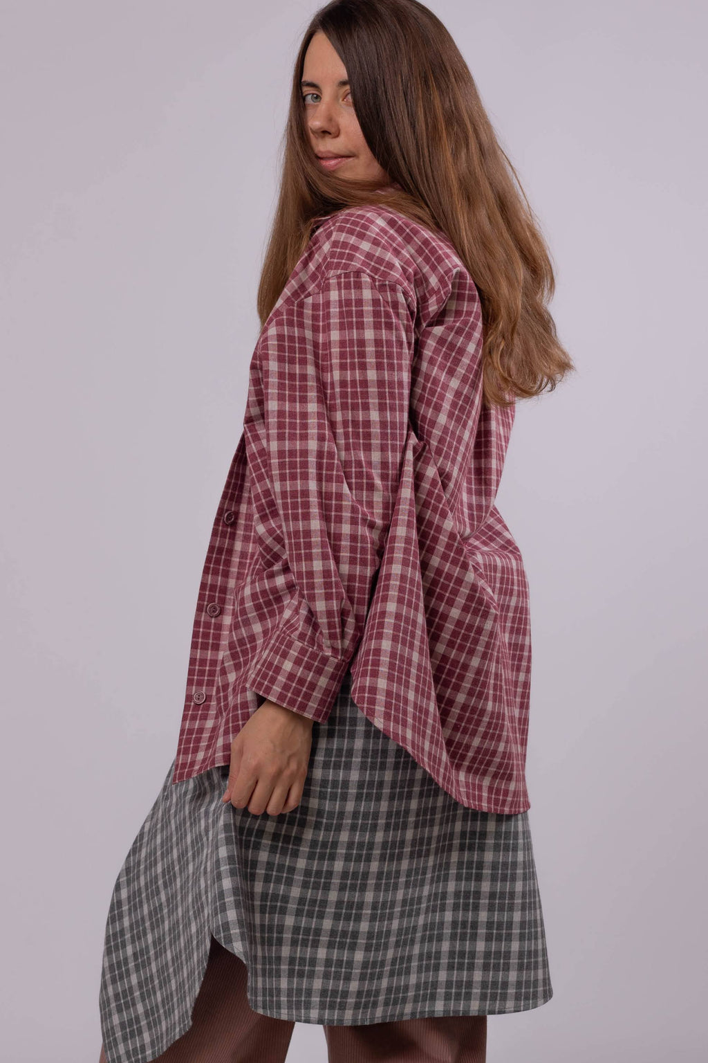 Warm wool-cotton flannel overshirt, versatile women’s layering piece, can be worn buttoned or open as a light jacket