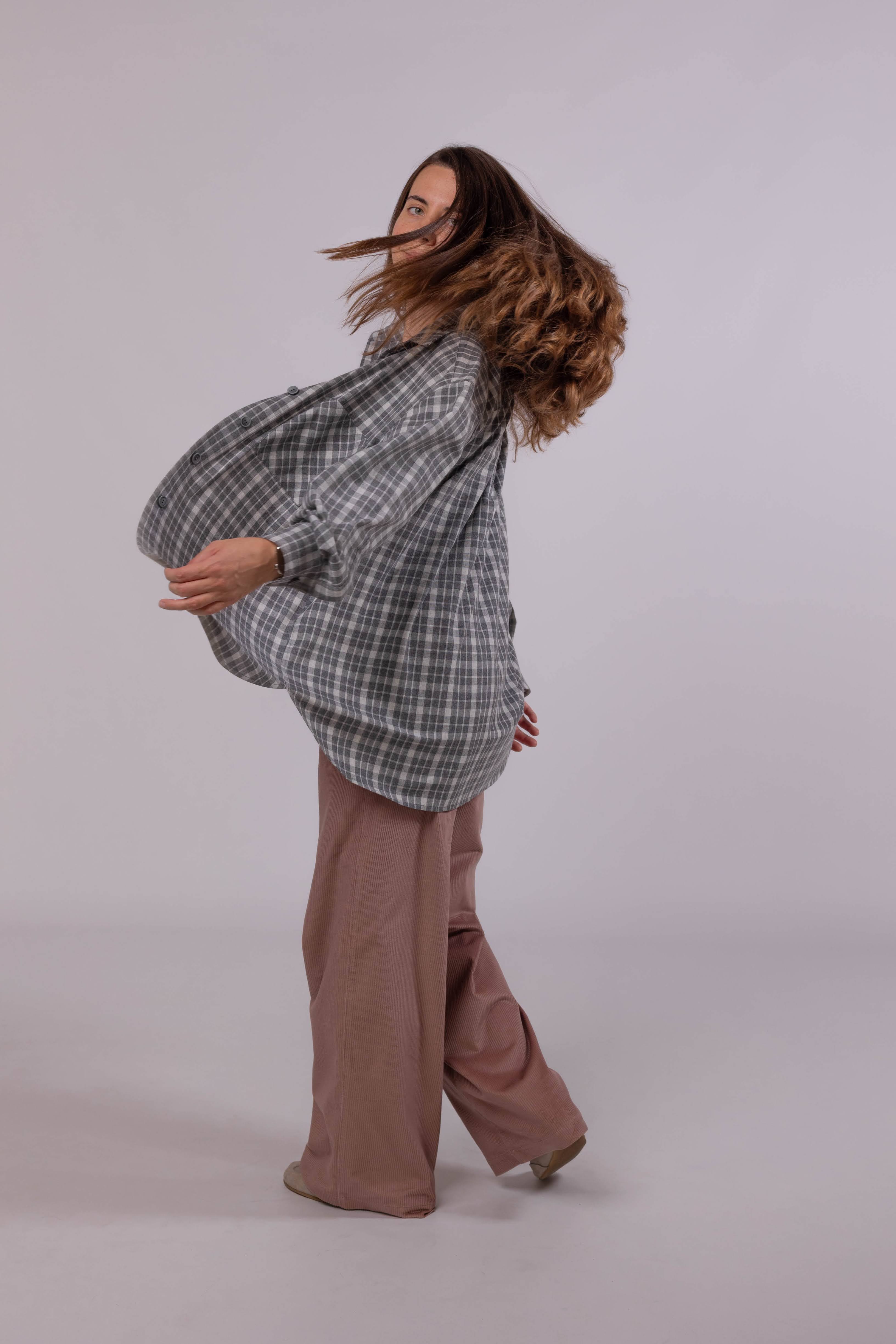 Oversized women’s flannel shirt jacket, 50% wool, 50% cotton, soft, warm, and comfortable for cooler seasons